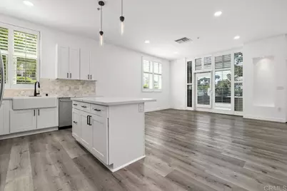 110 W Island Avenue, San Diego, CA 92101 - Photo 15