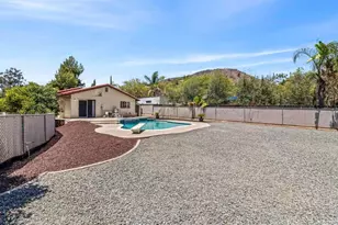 7979 Shir Mar Pl, El Cajon, CA 92021 - Photo 25