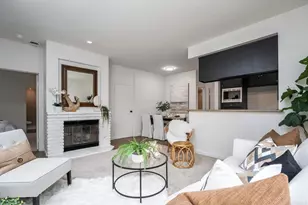 4338 Montalvo 3, San Diego, CA 92107 - Photo 3