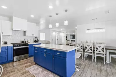 10002 Stanley Ct, Santee, CA 92071 - Photo 13