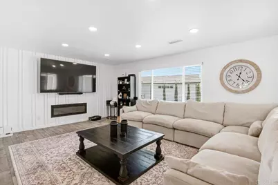 10002 Stanley Ct, Santee, CA 92071 - Photo 9