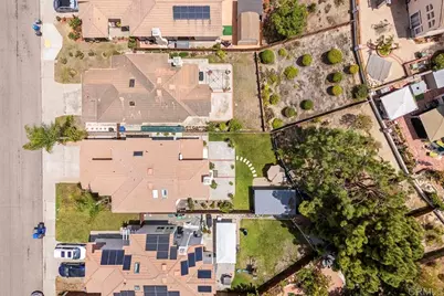 1254 La Crescentia Dr, Chula Vista, CA 91910 - Photo 49