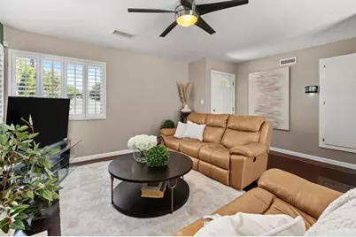2126 Locke Place, Lemon Grove, CA 91945 - Photo 5