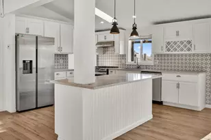 9383 85 W Lilac Rd, Escondido, CA 92026 - Photo 9