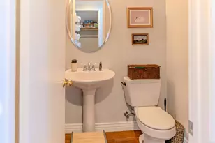 42132 Orange Blossom Dr, Temecula, CA 92591 - Photo 11