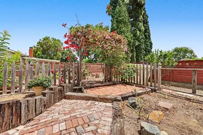 82 E Shasta Street, Chula Vista, CA 91910 - Photo 35
