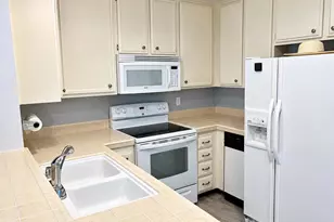 10400 Caminito Cuervo, San Diego, CA 92108 - Photo 3
