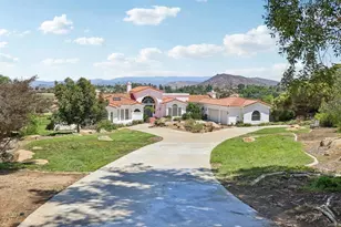 17572 Via Loma Dr, Poway, CA 92064 - Photo 5