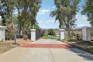17572 Via Loma Dr, Poway, CA 92064 - Photo 3