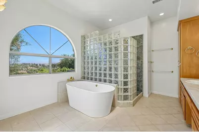 17572 Via Loma Drive, Poway, CA 92064 - Photo 47