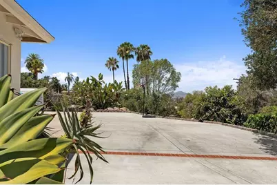 9355 Fuerte Drive, La Mesa, CA 91941 - Photo 5