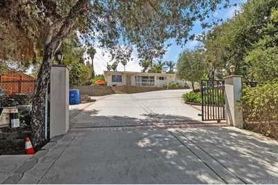 9355 Fuerte Drive, La Mesa, CA 91941 - Photo 3