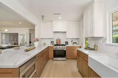 743 N Sparks St, Burbank, CA 91506 - Photo 11