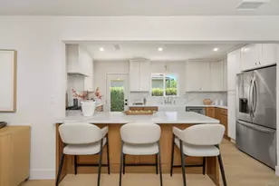 743 N Sparks St, Burbank, CA 91506 - Photo 9