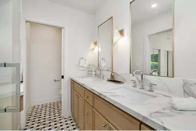 743 N Sparks St, Burbank, CA 91506 - Photo 15