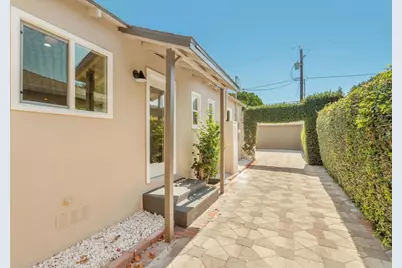 743 N Sparks St, Burbank, CA 91506 - Photo 27