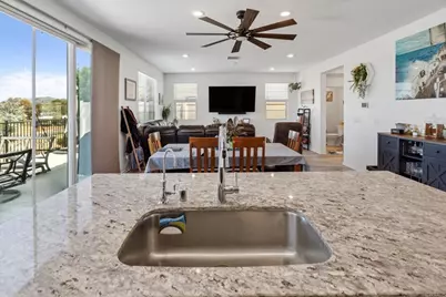 1525 Wildgrove Ave, Vista, CA 92081 - Photo 7
