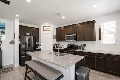 1525 Wildgrove Ave, Vista, CA 92081 - Photo 3