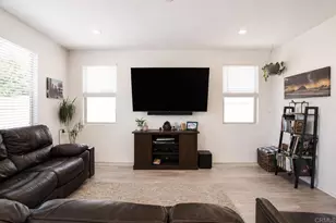 1525 Wildgrove Ave, Vista, CA 92081 - Photo 13
