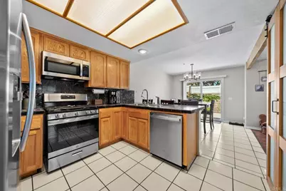 6651 Carmel Court, Fontana, CA 92336 - Photo 5