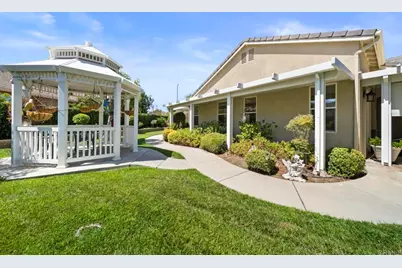 30290 Carmenet Circle, Murrieta, CA 92563 - Photo 47