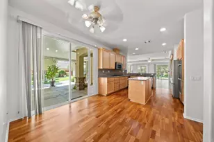 30290 Carmenet Cir, Murrieta, CA 92563 - Photo 13
