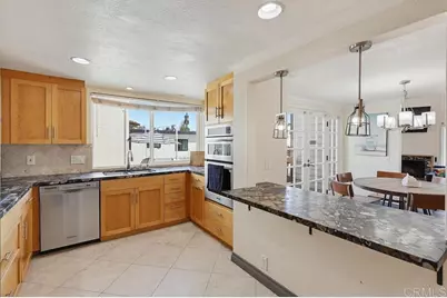728 Jamaica Court, San Diego, CA 92109 - Photo 23