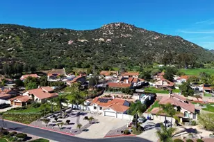 346 Hunter Ct, Alpine, CA 91901 - Photo 3