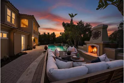 15566 Rising River Pl, San Diego, CA 92127 - Photo 3