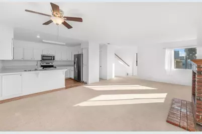 584 Portsmouth Drive #D, Chula Vista, CA 91911 - Photo 3