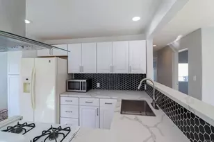 110 W Hall Ave, San Ysidro, CA 92173 - Photo 5