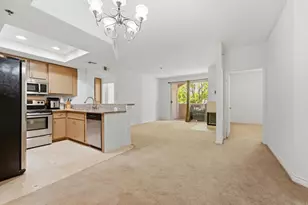 680 Camino De La Reina, San Diego, CA 92108 - Photo 5