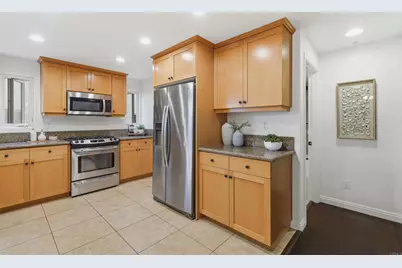 2018 Hornblend St, San Diego, CA 92109 - Photo 7