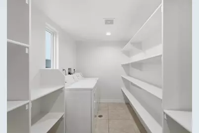 2018 Hornblend St, San Diego, CA 92109 - Photo 9