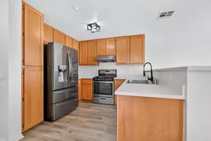 14688 Via Fiesta, San Diego, CA 92127 - Photo 11