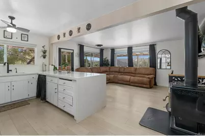 9421 Elm Dr, Descanso, CA 91916 - Photo 11