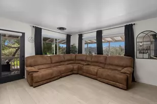 9421 Elm Dr, Descanso, CA 91916 - Photo 3