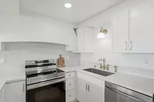 714 Seacoast Dr, Imperial Beach, CA 91932 - Photo 19