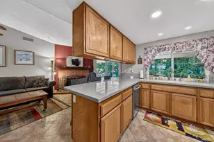 10131 Tres Lagos Ct, Spring Valley, CA 91977 - Photo 5