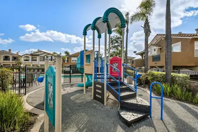 1361 Caminito De La Luna, Chula Vista, CA 91911 - Photo 29