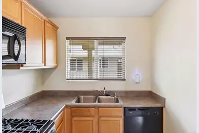 320 J Avenue #92, National City, CA 91950 - Photo 3