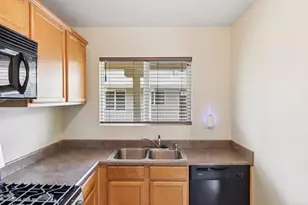 320 J Ave, National City, CA 91950 - Photo 3