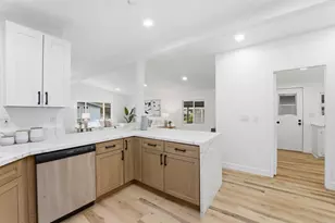 8975 Lawrence Welk Dr, Escondido, CA 92026 - Photo 5