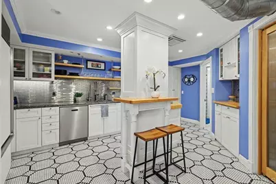 702 Ash Street #105, San Diego, CA 92101 - Photo 9