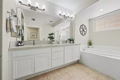 817 Kalpati Circle #112, Carlsbad, CA 92008 - Photo 17