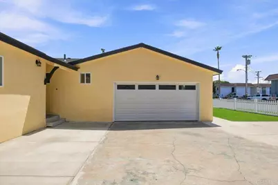 355 S 1st Street, El Cajon, CA 92019 - Photo 11