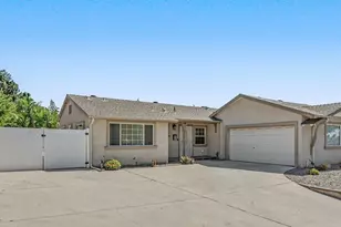 8378 Lake Ashwood Ave, San Diego, CA 92119 - Photo 3