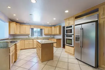381 E Millan Street, Chula Vista, CA 91910 - Photo 5