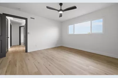 7079 Enders Avenue, San Diego, CA 92122 - Photo 17