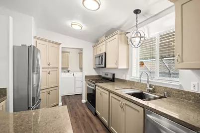 10770 Black Mountain Road #143, San Diego, CA 92126 - Photo 9